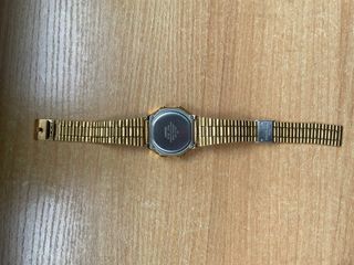 Reloj Casio Dorado