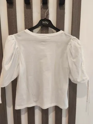 Camiseta Zara manga farol blanca