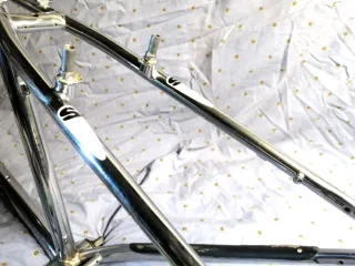 Cuadro SUNN VERTIK Tuberia Fuji peso 2100 gramos