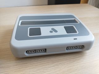 Analogue Super Nt (Super NES)+2 mandos 8BitDo 2.4g