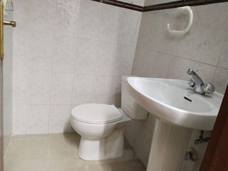 Local comercial en alquiler en Inmobiliaria - Barreda en Torrelavega