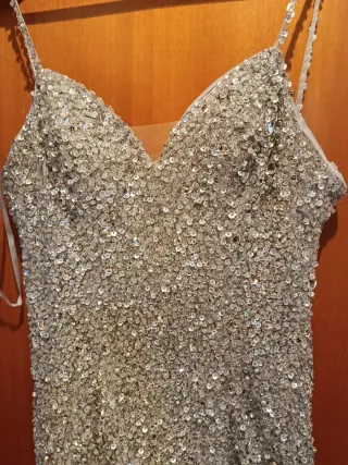Vestido fiesta lentejuelas plateado