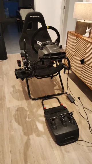 Playseat Challenge + Supporto Cambio e Freno