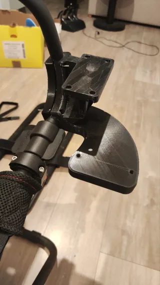 Playseat Challenge + Supporto Cambio e Freno