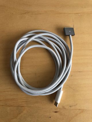 Cable USB-C a MagSafe 3 Apple Space Gray