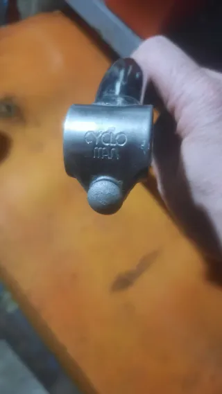 Attacco manubrio bici cromato