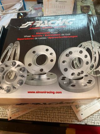 Separadores de Ruedas Simoni Racing