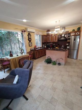Chalet en venta en Linares