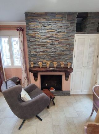 Chalet en venta en Linares