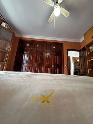 Chalet en venta en Carmona