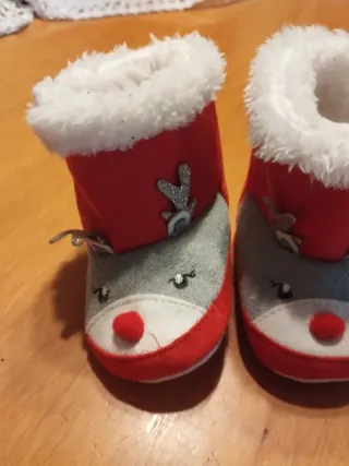Lote 2 pares botitas bebé invierno talla 17