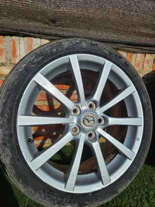 Llanta de aleación coche Mazda