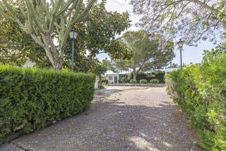 Chalet en venta en Carmona