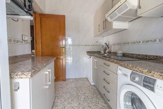 Chalet en venta en Carmona