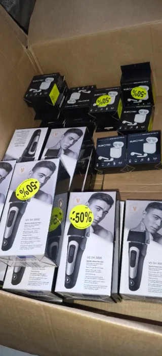 Lote 25 palets mercancía variada