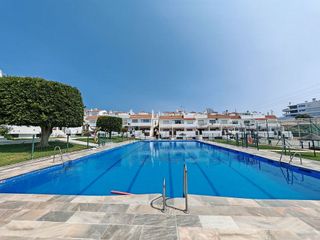 Casa pareada en venta en El Faro de Calaburra - Chaparral en Mijas