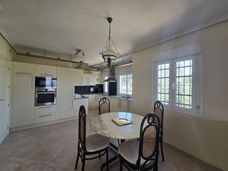 Chalet en venta en Manantiales - Lagar - Cortijo en Alhaurín de la Torre