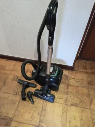 Aspiradora AEG VX8 OKO