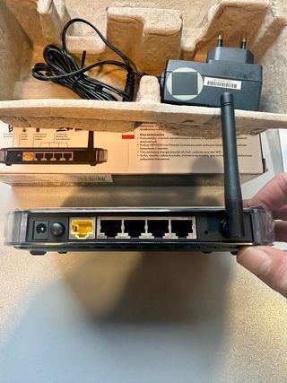 Router Inalámbrico NETGEAR N150 WNR1000