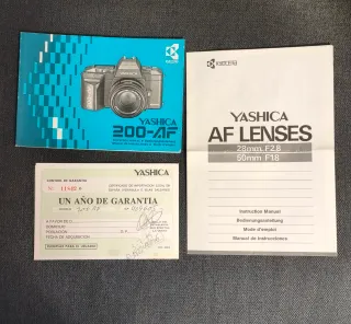 Dos cámaras yashica 200-AF y 270-AF
