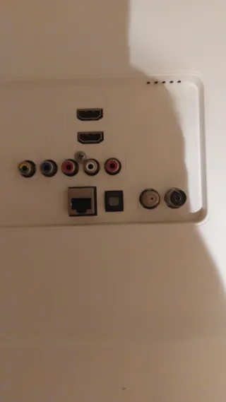 LG Smart TV 32 Blanca