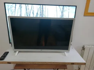 LG Smart TV 32 Blanca