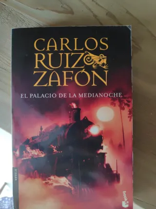 El palacio de la medianoche +
