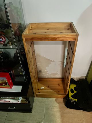 Estructura de estantería de madera estilo nórdico