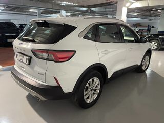 Ford Kuga Titanium 2.5 Duratec FHEV 140kW Auto