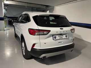 Ford Kuga Titanium 2.5 Duratec FHEV 140kW Auto