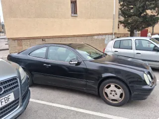 Mercedes-Benz  CLK 2001
