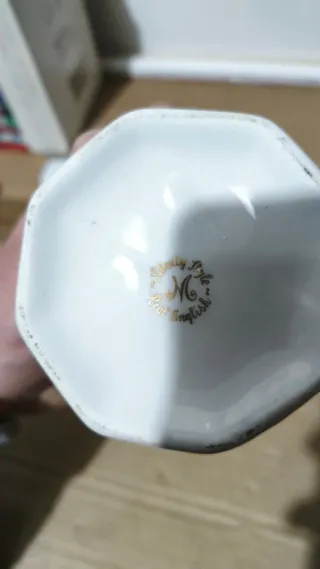 Piccola brocca decorata