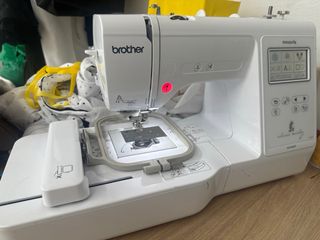 Bordadora Brother M240ED