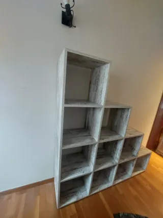 Estantería modular madera gris y blanca