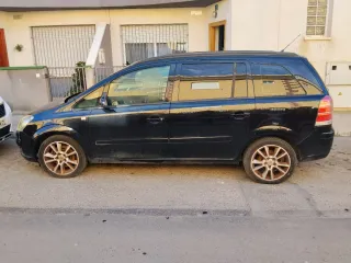 Opel Zafira - Motor Roto