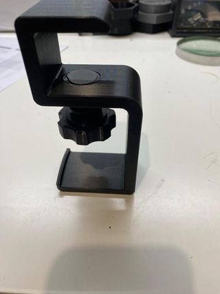 Supporto vite per cuffie da scrivania