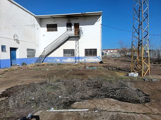 Nave industrial en venta en Argamasilla de Calatrava