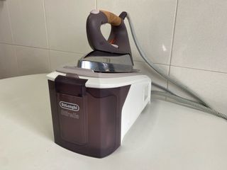 Centro de Planchado Delonghi Stirella