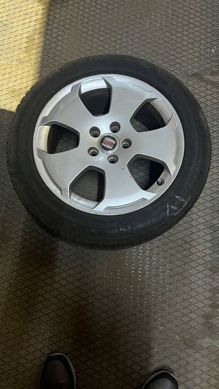Neumáticos de invierno 225/50R17 98H
