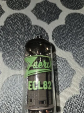 Válvula ECL82 radio antigua de valvulas