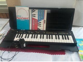 Pianola Yamaha PortaSound PS 400
