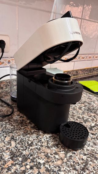 Cafetera Nespresso Krups como nueva