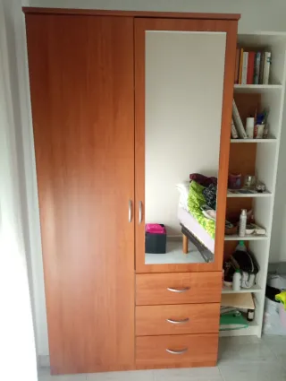Armario madera con espejo y cajones