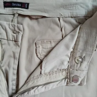 Pantalón elástico beige