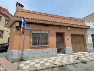 Chalet en venta en La Línea de la Concepción ciudad en Línea de la Concepción (La)