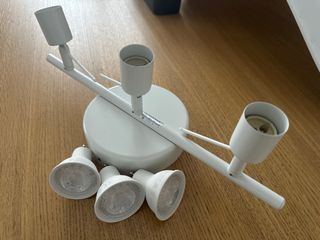 2 Lamparas de techo ikea + 6 luces Led