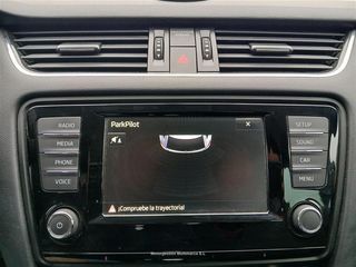 SKODA OCTAVIA Combi 1.6 TDI CR DSG Style