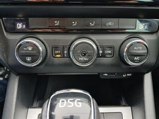 SKODA OCTAVIA Combi 1.6 TDI CR DSG Style