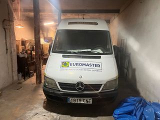 Mercedes-Benz Sprinter 2004