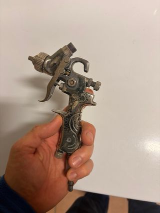 Pistola aerográfica profesional retoques